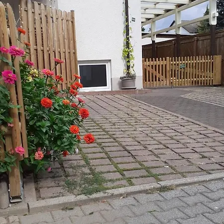 Frei 3 Apartment